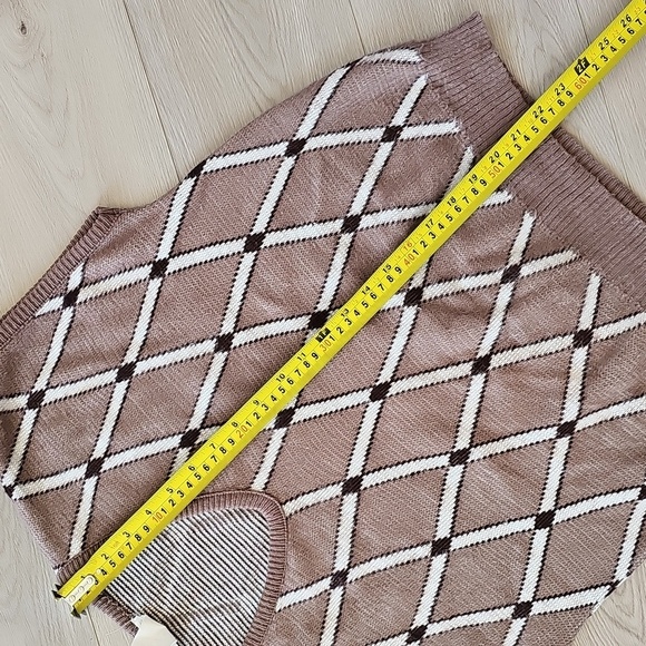 Champion Grandpacore Argyle Knit Sweater Vest, Large - Picture 6 of 10